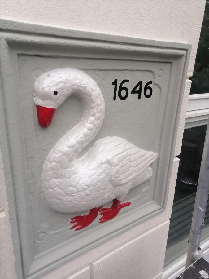 Wittezwaan Bed & Breakfast Harlingen Eksteriør bilde